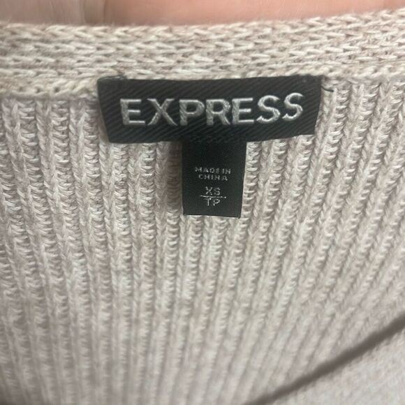 ✨Express London Knit Sz XS Sweater✨ - Picture 6 of 8